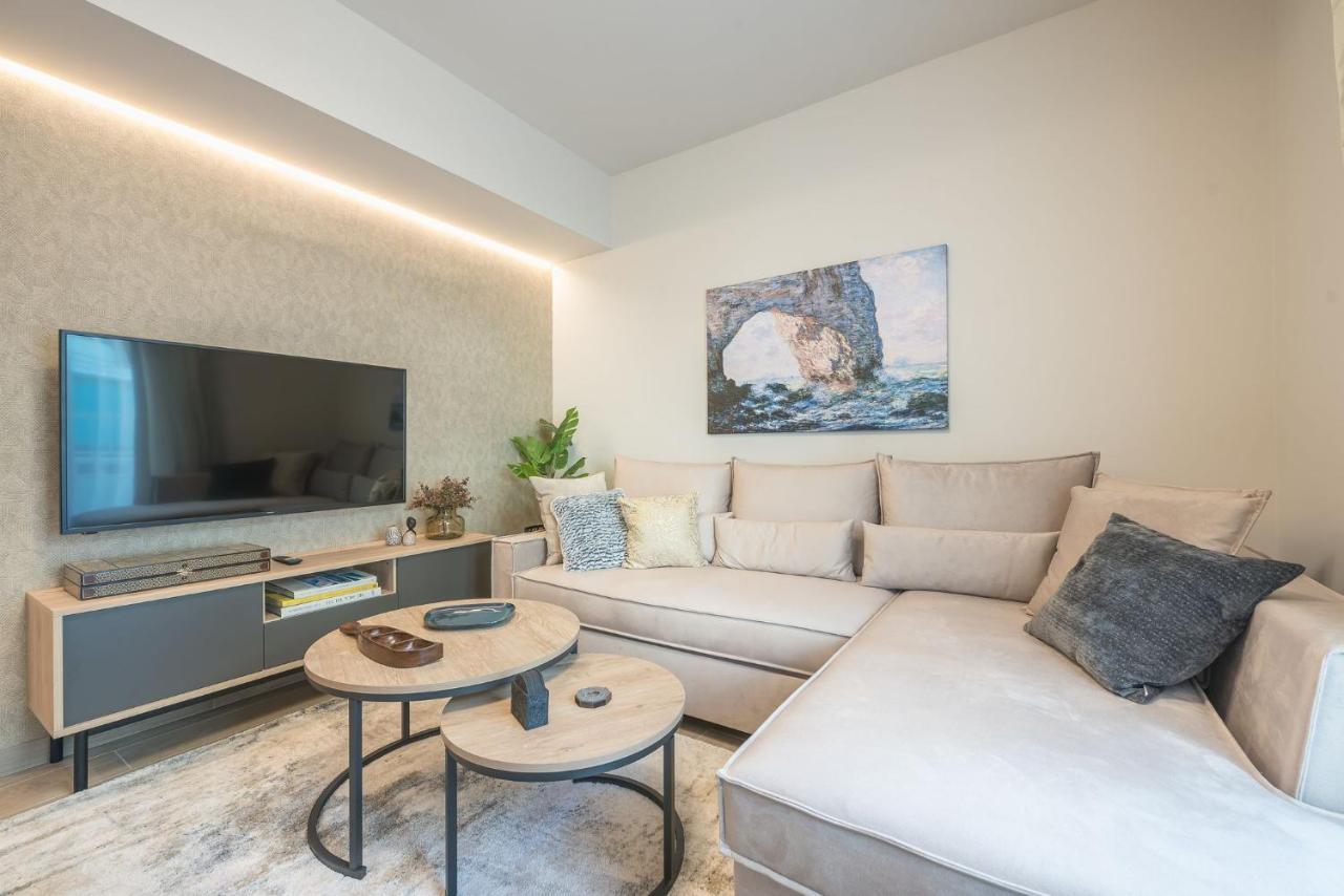 Beautiful & Renovated Aprtm In Piraeus Apartment Exterior foto